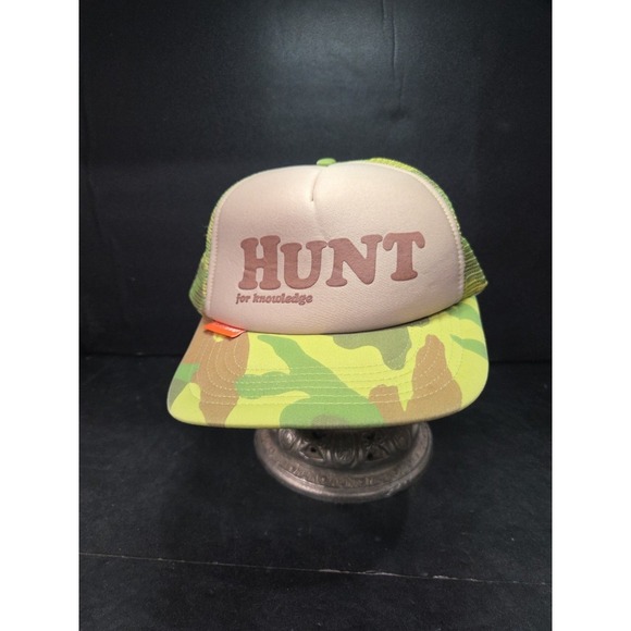 HUNT For Knowledge Trucker Hat Camo Mesh Snapback Cap Green Tan Vintage Style